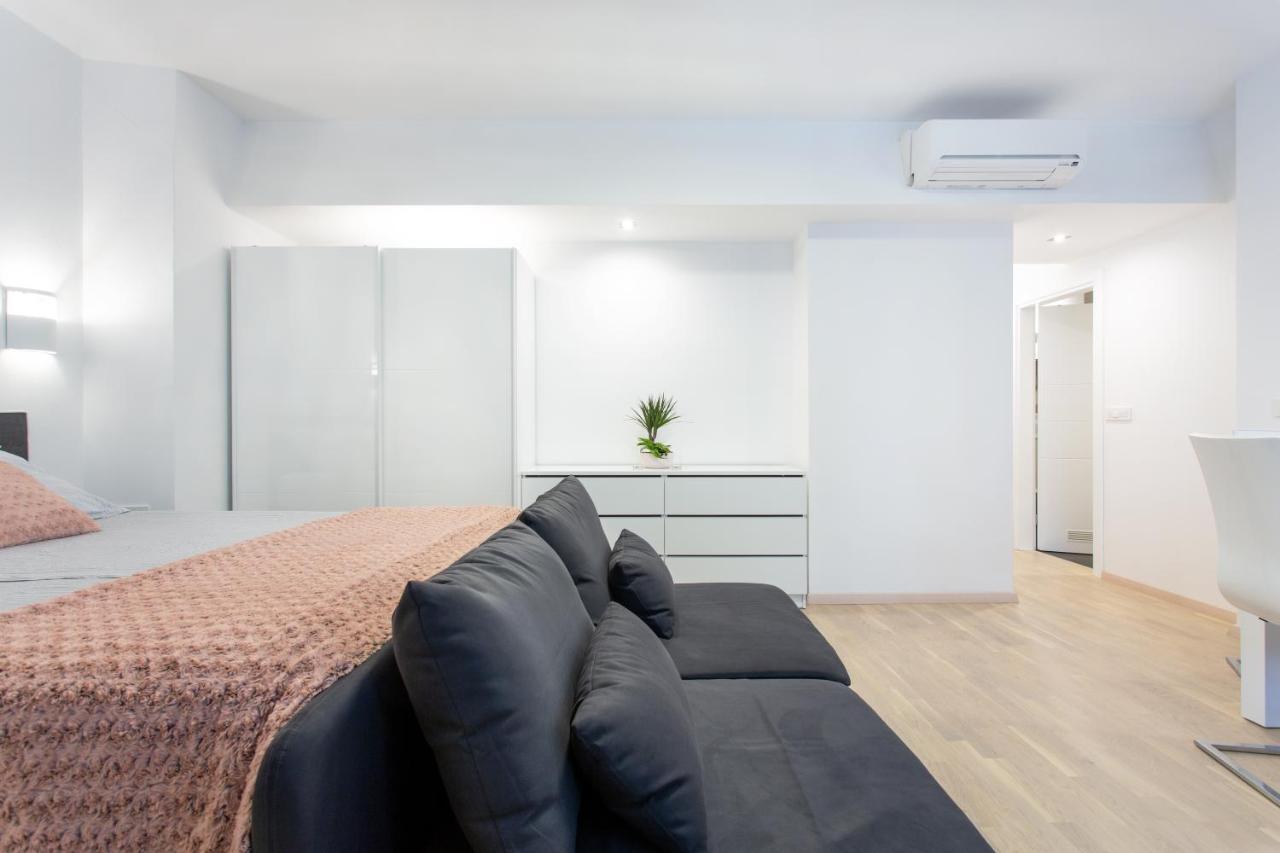 Urban Style Apartments By Loft Любляна Экстерьер фото